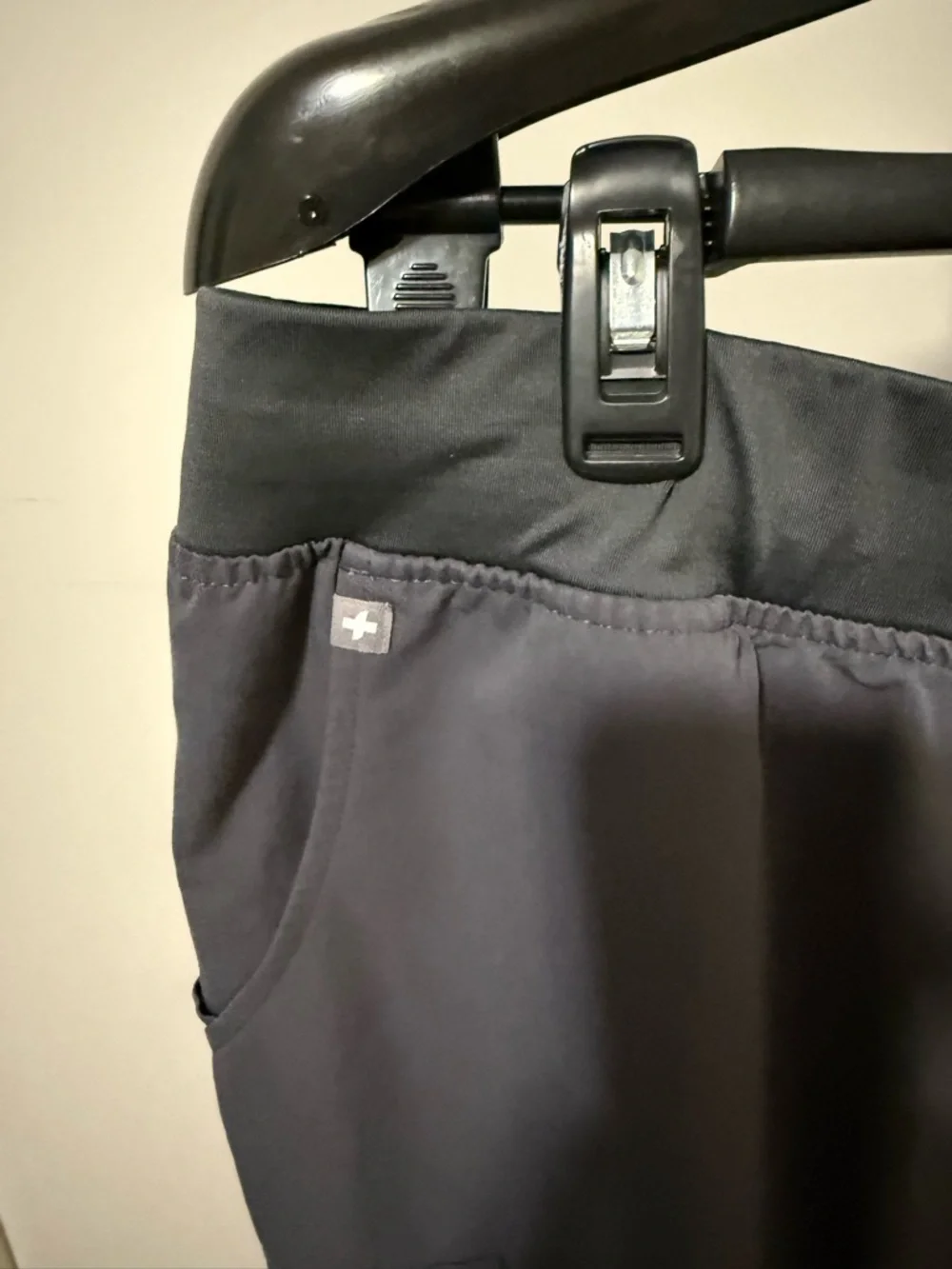 Figs Men's Charcoal Joggers with Red Drawstring